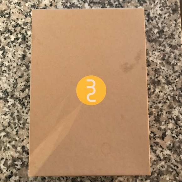 Jen Storey Silk Collar - Picture 7 of 7